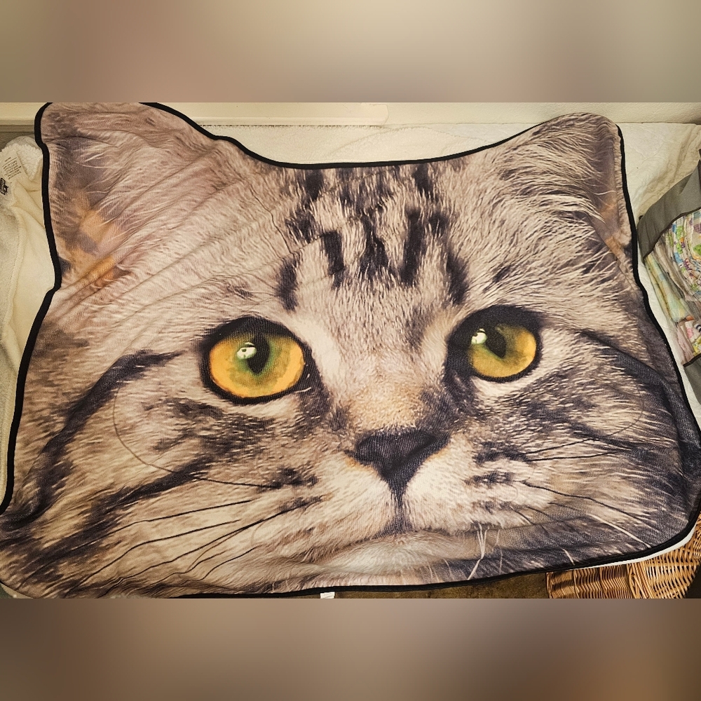 Very Large Kitten Face Photograph Blanket Throw